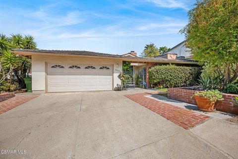 Photo of 2514 Apollo Drive, Los Angeles, CA 90068 (MLS # 223002517)