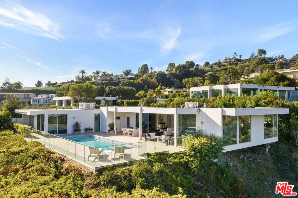 Trousdale Estates - Residential