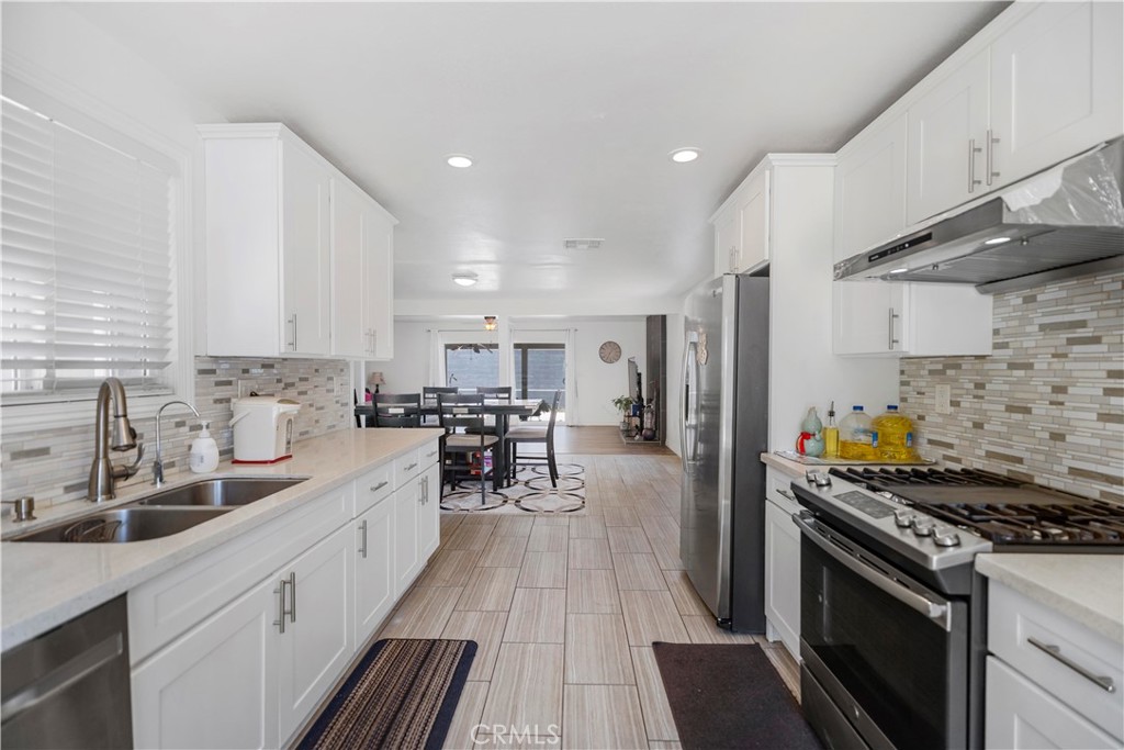 1322 W 6th Street