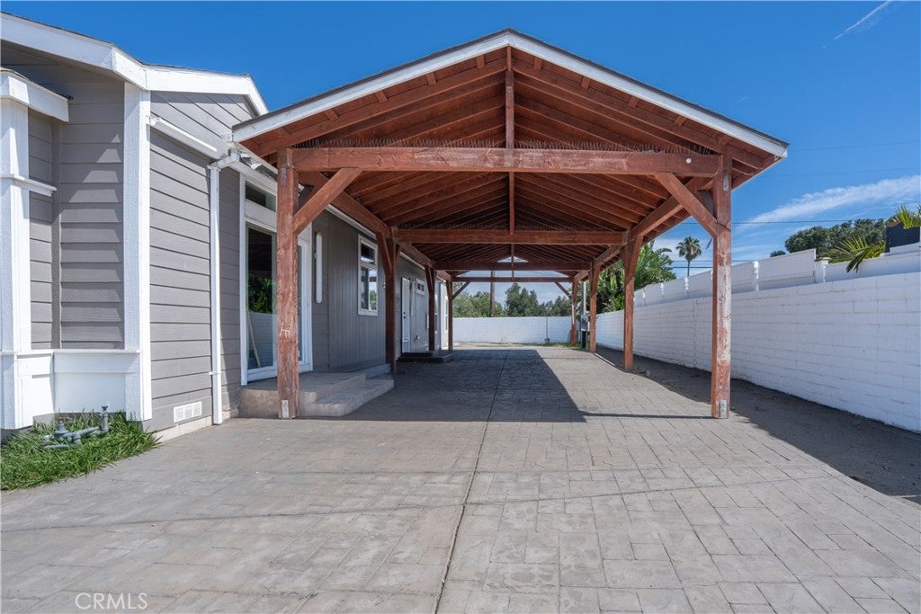 2203 Portola