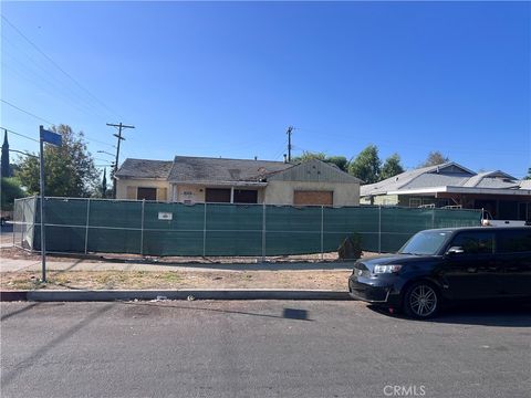 19332 Welby Way Reseda CA 91335