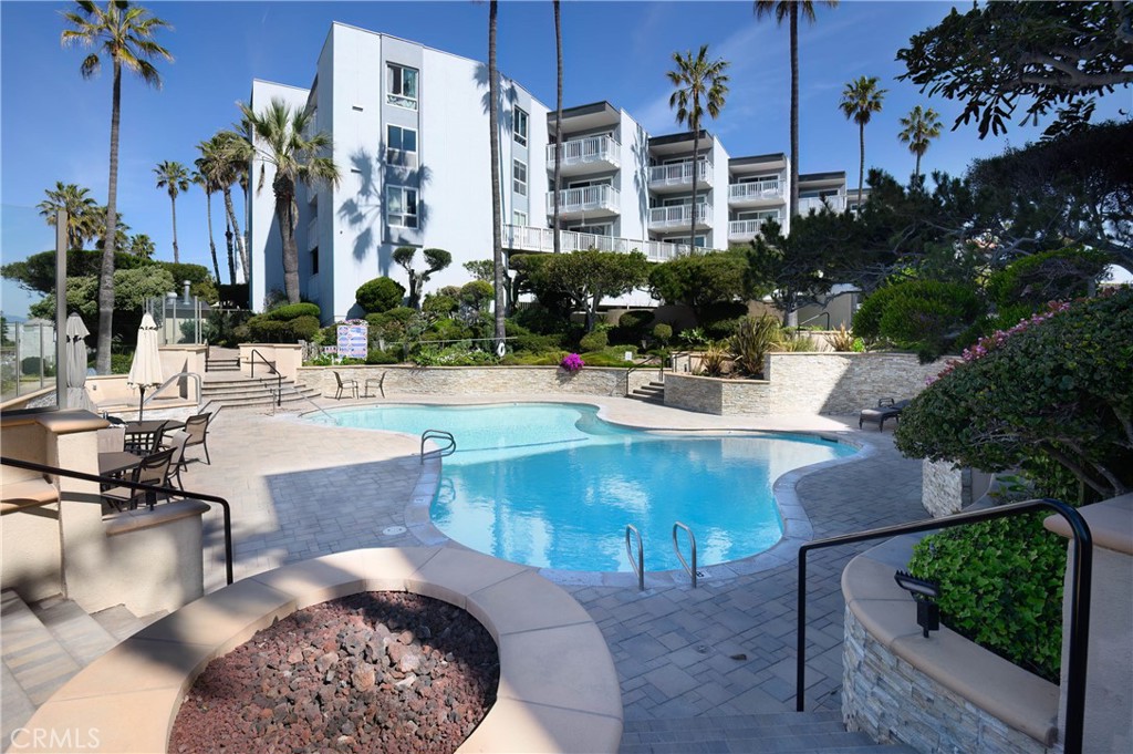Coming Soon – Remodeled View Condo in the Heart of South Bay!
Be the first to live in this beautifully refurbished condo, located in one of the most desirable areas of the South Bay! Final renovations are nearly complete, and this stylish home will be ready for move-in very soon.
Step inside to discover all-new wood flooring throughout, a luxurious walk-in shower with a stunning single-slab tile surround, and a brand-new modern vanity. The kitchen features sleek quartz countertops, stainless steel appliances—including a wine refrigerator—and offers an elegant and functional space for cooking and entertaining.
The open-concept living area flows to a generously sized private deck where you’ll enjoy breathtaking sunset views. The bedroom includes a spacious walk-in closet, and the crown molding throughout adds a refined touch.
This smart home is located just steps away from beaches, the marina, bike paths, popular restaurants, nightlife, Whole Foods, the library, and more—making it a truly walkable lifestyle. No car needed, though the unit includes one assigned space in the secure subterranean garage. Community laundry facilities are conveniently located on the garage level near the elevators.
The Village Condominiums—alongside the neighboring Ocean Club Apartments—offer incredible resort-style amenities: two pool and spa areas, fire pits, BBQs, and ocean-view lounging spaces. Residents also have access to a modern fitness center and Fitches Kitchen Café & Market located near the Ocean Clubhouse. Enjoy tranquil walking paths with flowing streams, direct access to the Redondo Beach Pier, and the famous Strand for miles of coastal beauty.
Additional features include outdoor security cameras on the private deck and included High-Speed Internet with Samsung Smart TV compatibility (2013 and newer).
?? Please use the online rental application link provided in the listing supplements.