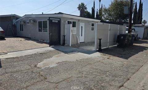 Photo of 6527 Tampa Avenue, Reseda, CA 91335 (MLS # DW26095529)