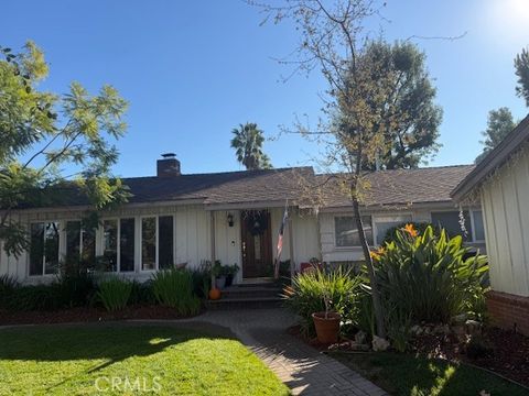 Photo of 2224 Carriage Dr, Rolling Hills Estates, CA 90274 (MLS # PW25273390)