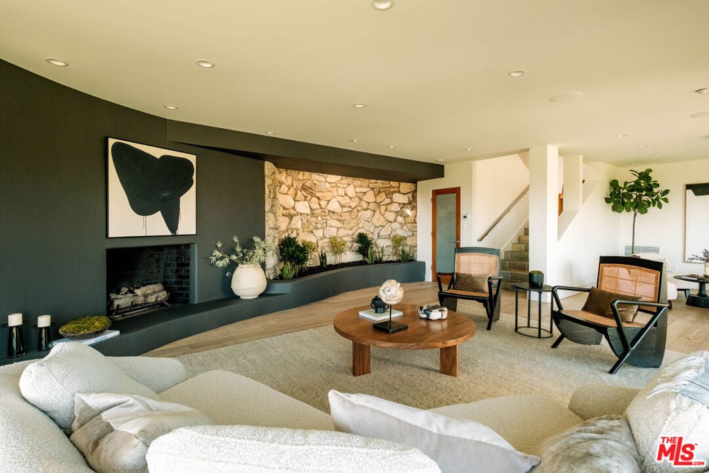 1185 Loma Linda Drive