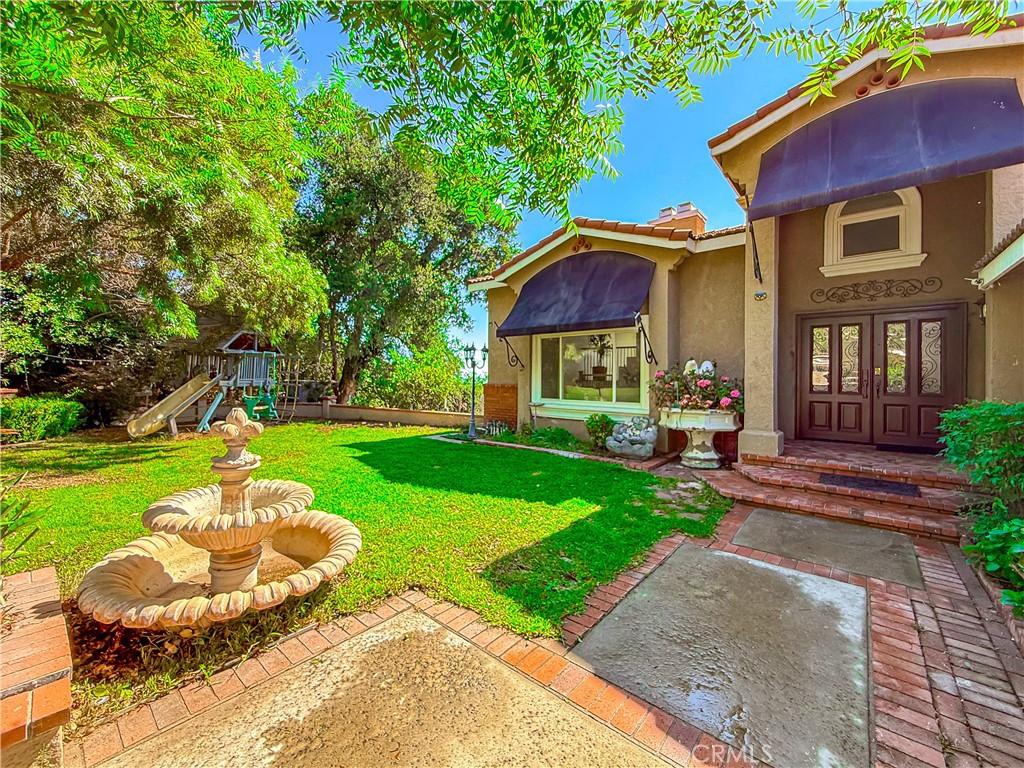 15429 Turquoise Circle N