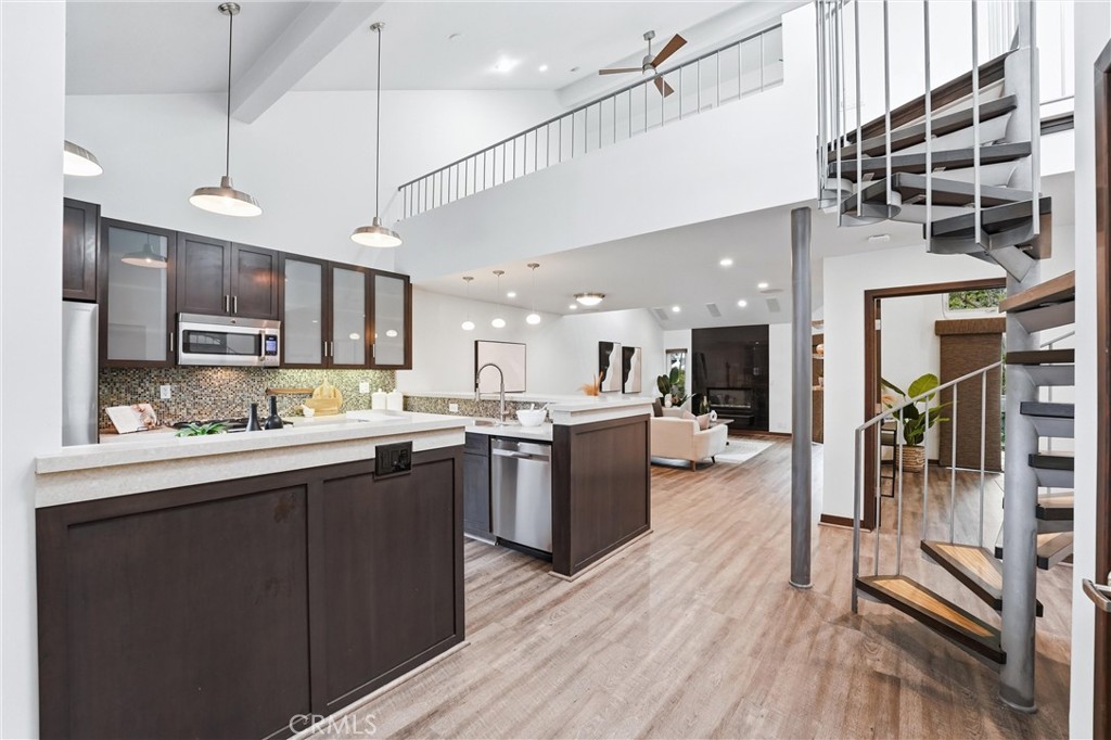 19401 Sunray Lane 204