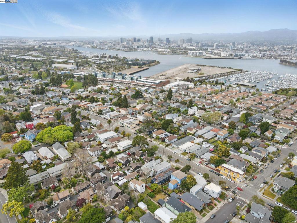 ALAMEDA - Residential Income