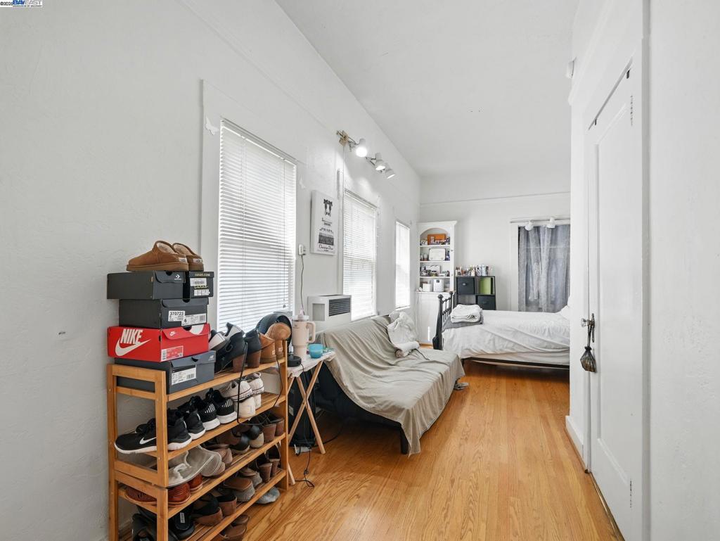 ALAMEDA - Residential Income