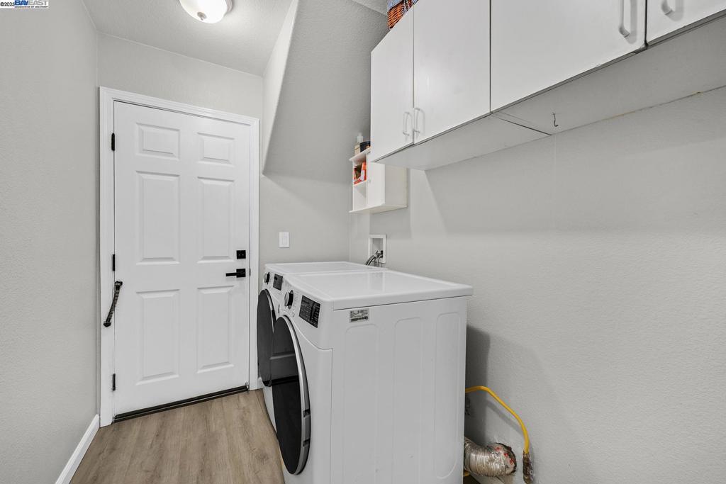 SUMMERGLEN - Residential