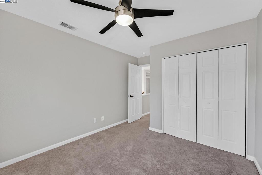 SUMMERGLEN - Residential