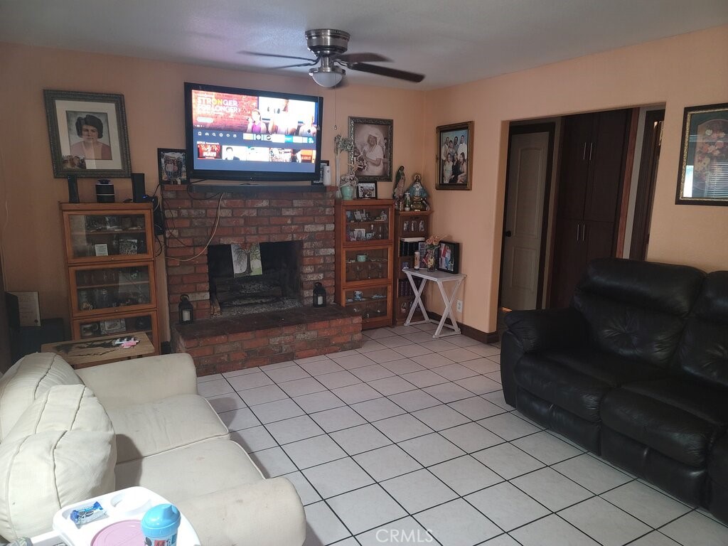 17641 Vine Court