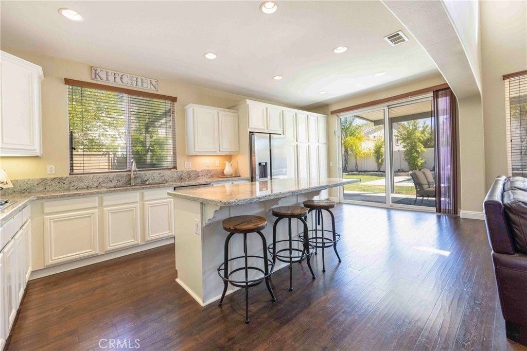 Photo of 31330 Eucalyptus Court, Temecula, CA 92592 (MLS # SW26060831)