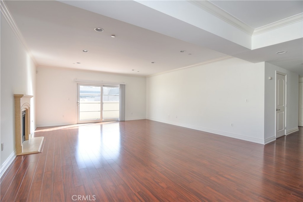 11848 Kiowa Avenue 106