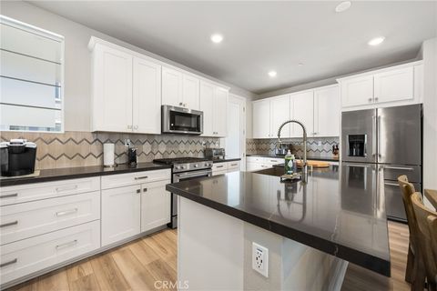 Photo of 1460 W Sunrise Lane, San Pedro, CA 90732 (MLS # PW26051405)