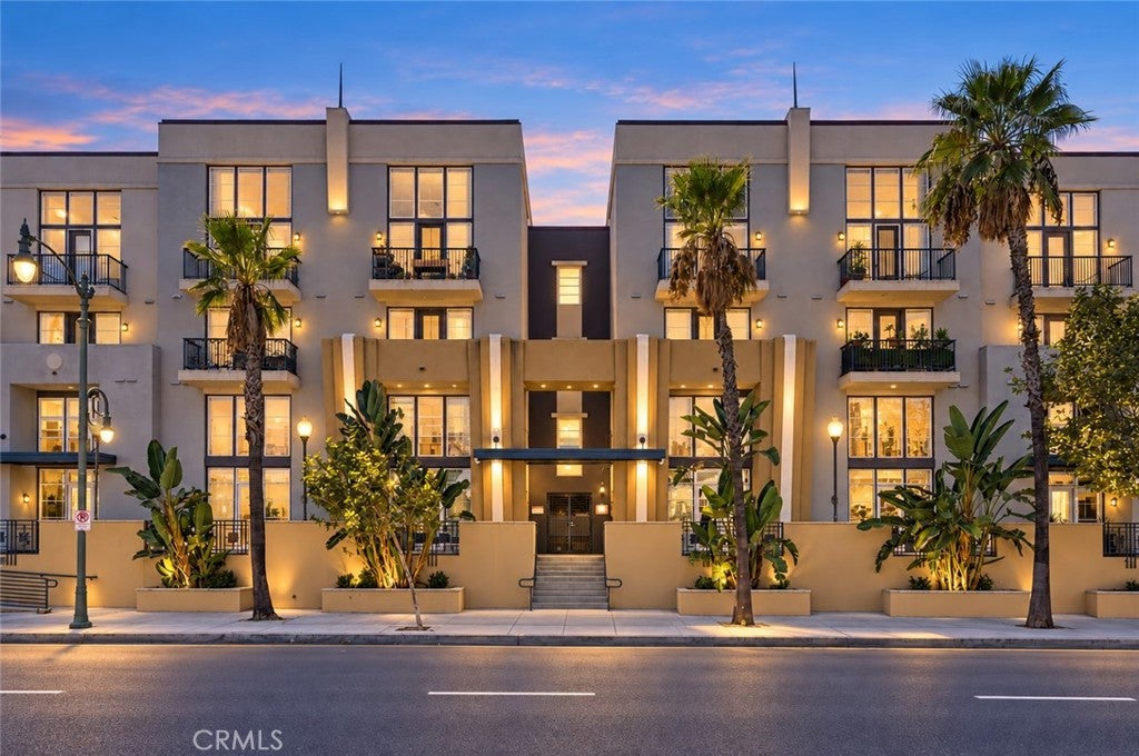 360 W Avenue 26