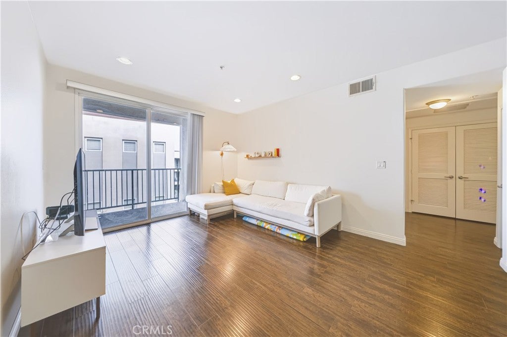 360 W Avenue 26