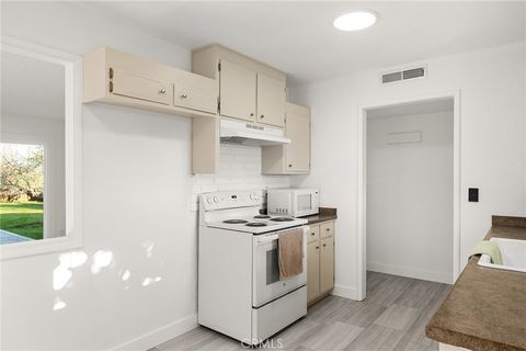 Tiny photo for 2104 16th Street, Oroville, CA 95965 (MLS # SN26045906)