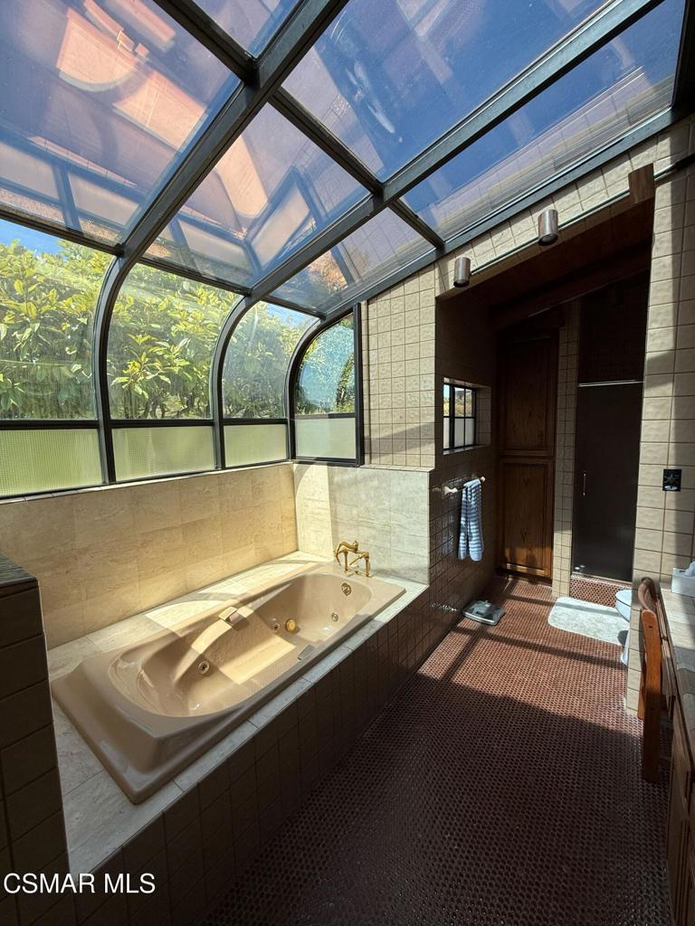 Las Posas Estates 3 - 433 - Residential