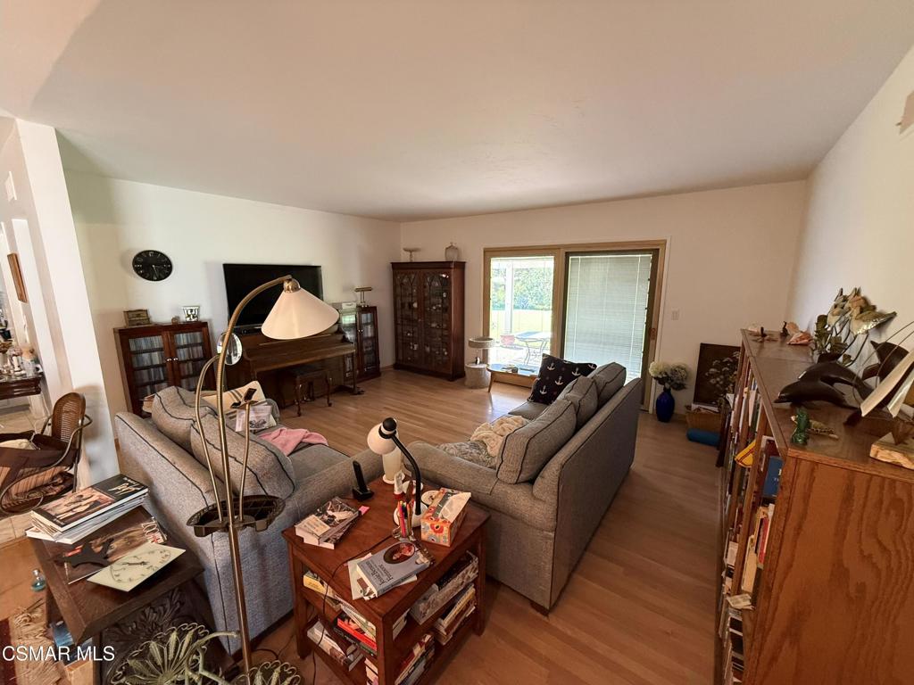 Las Posas Estates 3 - 433 - Residential