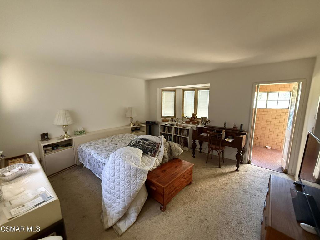 Las Posas Estates 3 - 433 - Residential