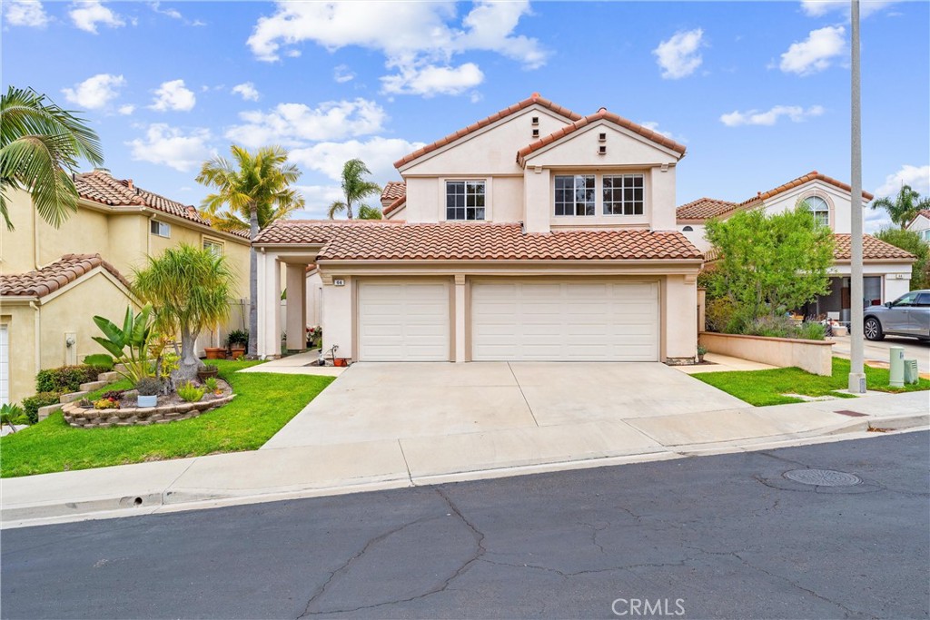 64 Camino San Jose