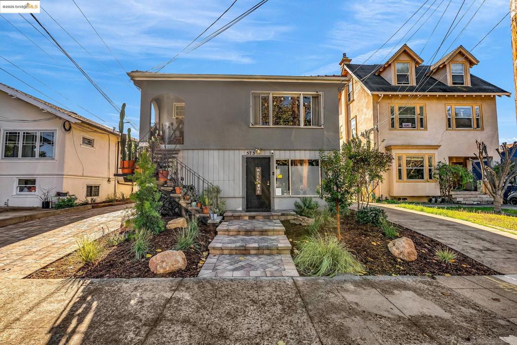 NORTH OAKLAND - Residential Income