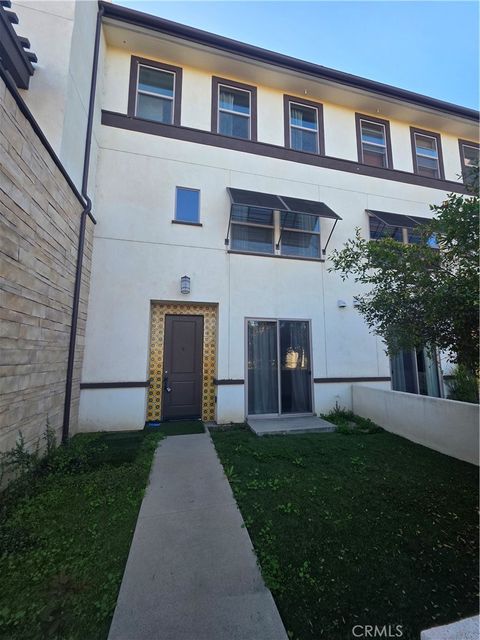 9319 Alondra Bellflower CA 90706