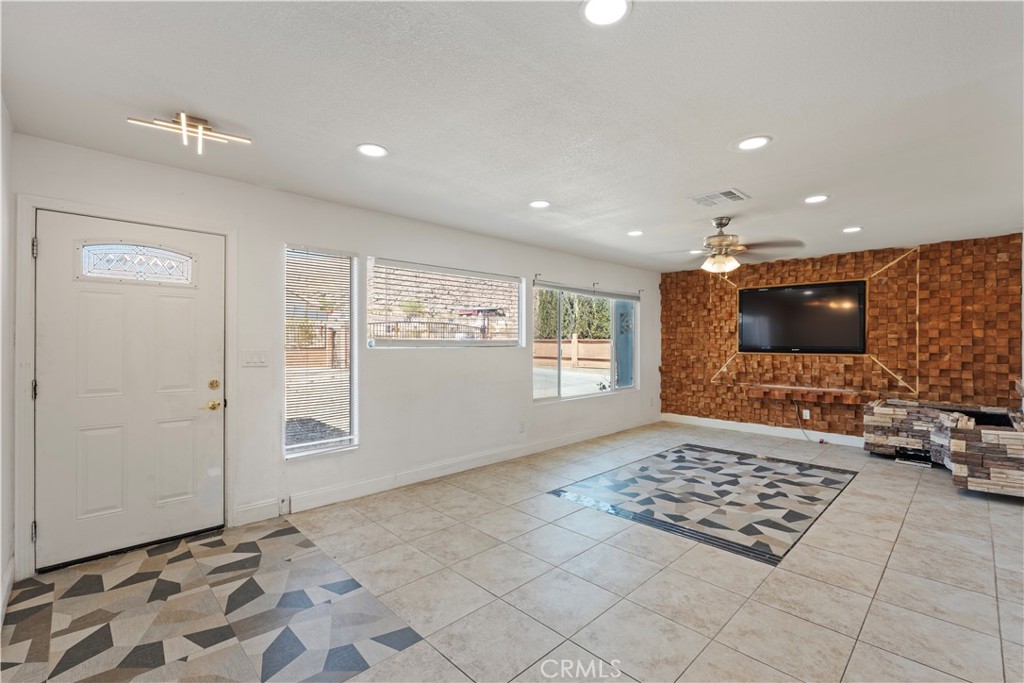23859 South Road