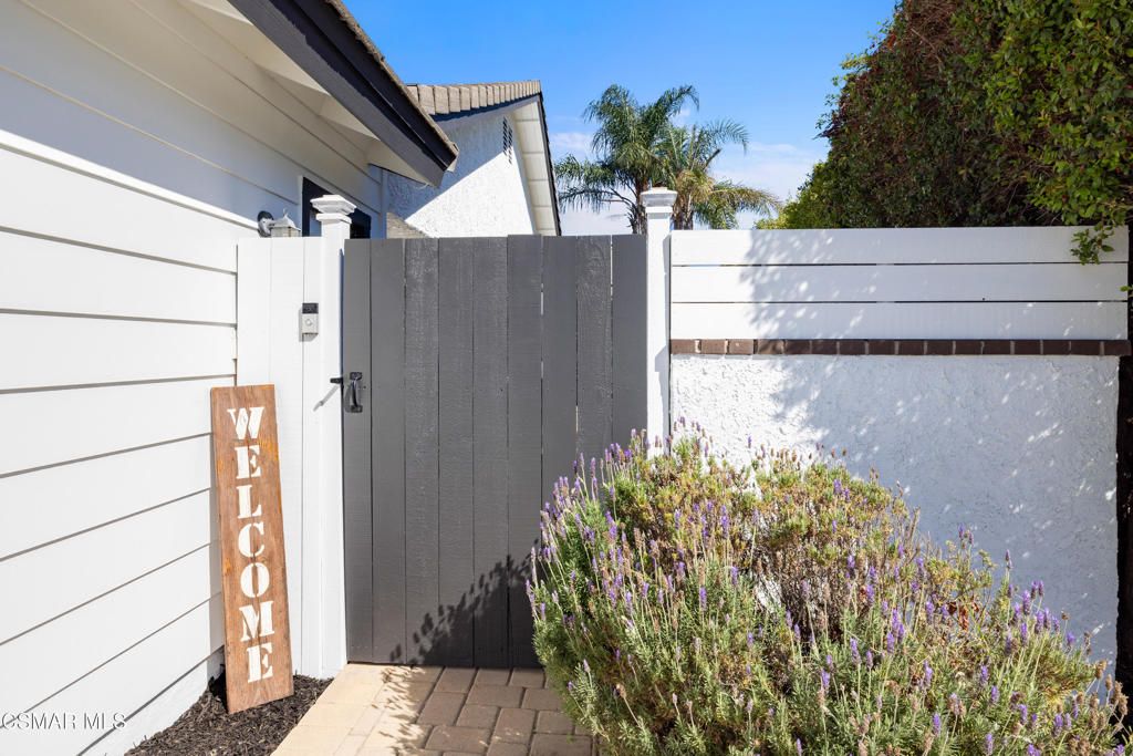 Photo of 4506 N Canyonlands Road, Moorpark, CA 93021 (MLS # 225005117)