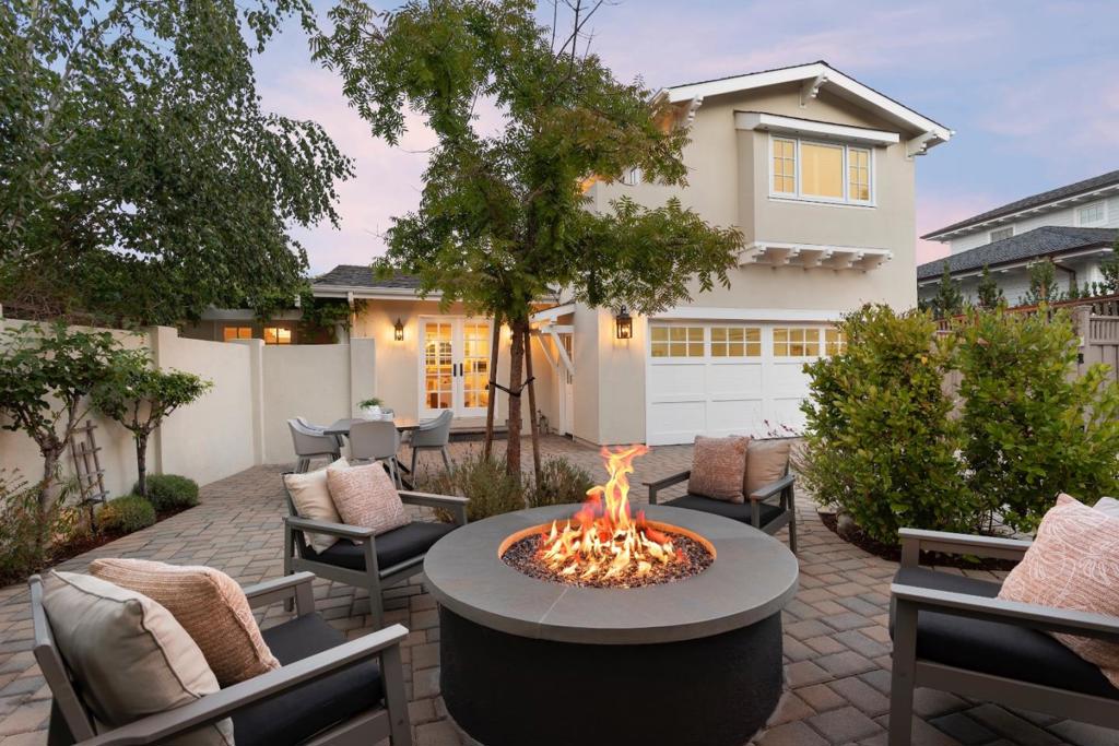 Rare to get 4 bedrooms, 3 baths, plus Office and Huge Open Kitchen at San Mateo Park's #1 location, all at this entry level price point! Wine Country vibes elevate this walk-centric location, easy walk to Pershing Park, downtown Burlingame Avenue. Wraparound wisteria-covered verandas, walled and gated front garden paradise, awesome entertaining zone out back with custom-built, resort-quality Fire Pit, and much more! Located amongst stunning mansions at the Peninsula's most timeless and centralized luxury setting!