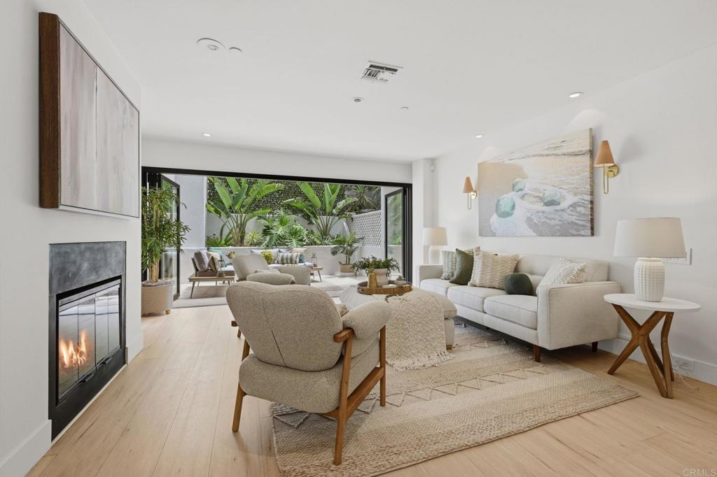 101 Coast Boulevard 1H, La Jolla CA 92037