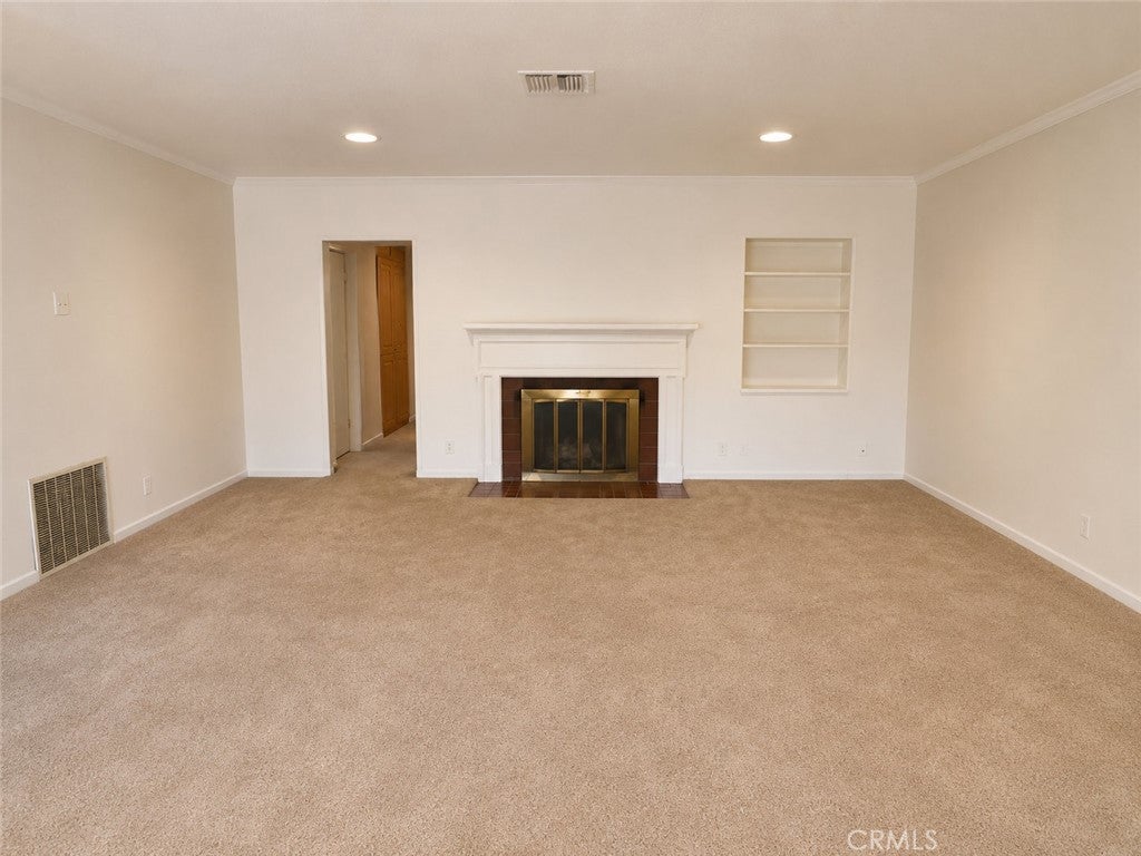 331 N Reese