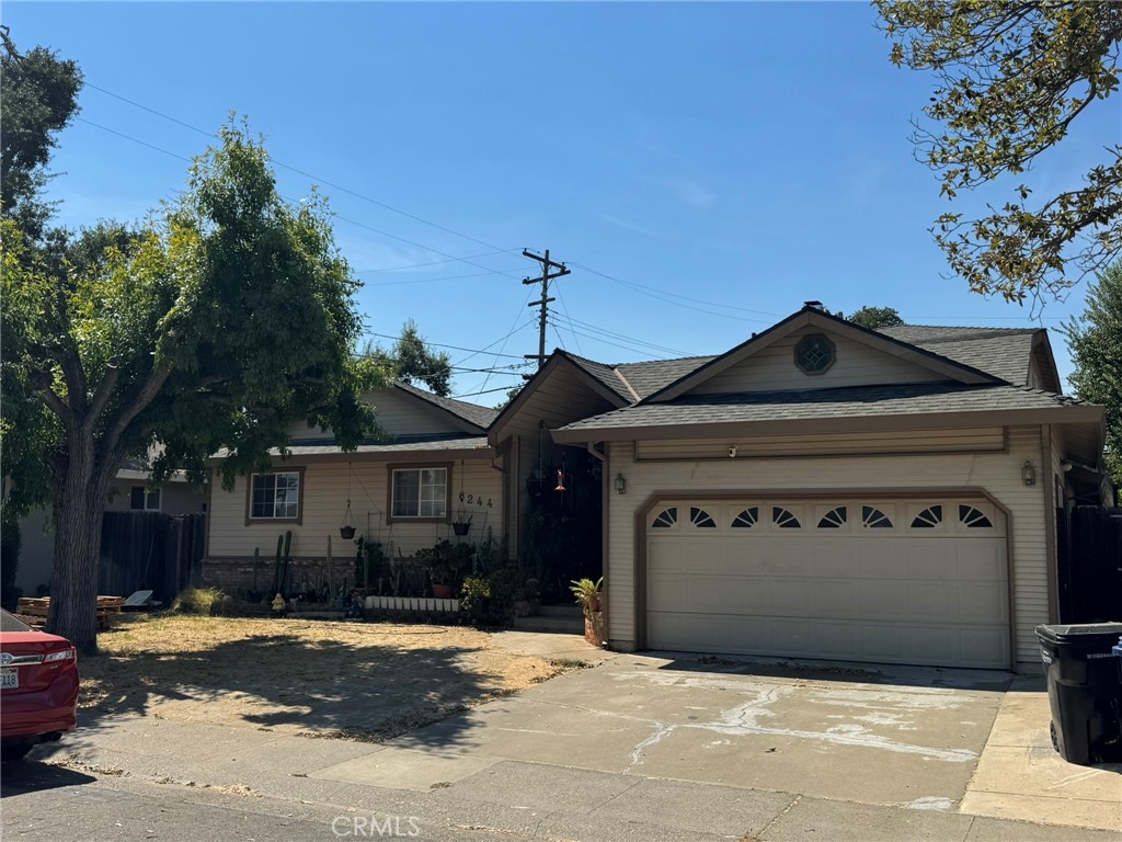 Spacious 6 bd / 3 ba, 2,641 sq ft home in Sacramento’s Lemon Hill area. Bright and generous layout includes a flexible bedroom that works beautifully as an office or den leading into the primary suite. Nestled in a quiet, family-friendly pocket, the home sits near schools and offers quick access to freeways for easy commuting. A rare find with ample room to spread out and grow in an affordable, community-oriented neighborhood.