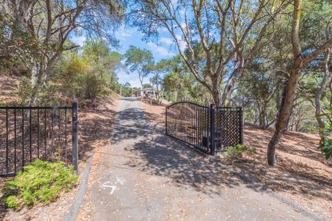 Photo of 18795 Rea Avenue, Aromas, CA 95004 (MLS # ML82034536)