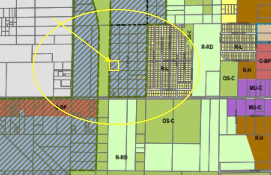 2,5 Acres of light industrial zoning in DHS.  Owner is ready to sell!  Great time to be a buyer.  This qualifies for the cannabis zone.  Call your agent or go to the city and check with the planners.   This is a great 2.5 acre parcel.
