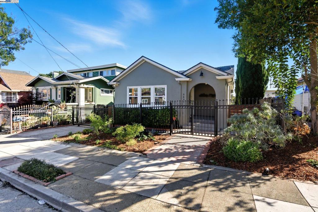 MAXWELL PARK - Residential