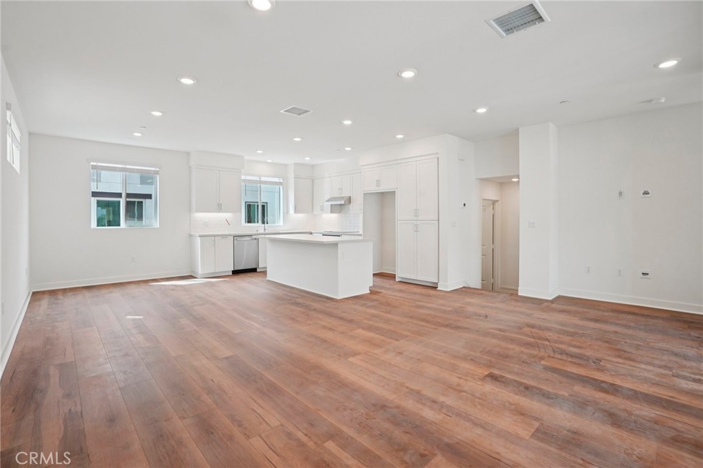 1675 Coral Sea Lane