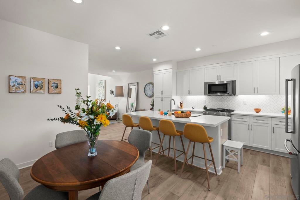 10403 Adamson