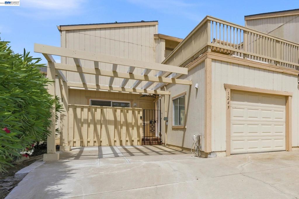 1245 Marina Circle