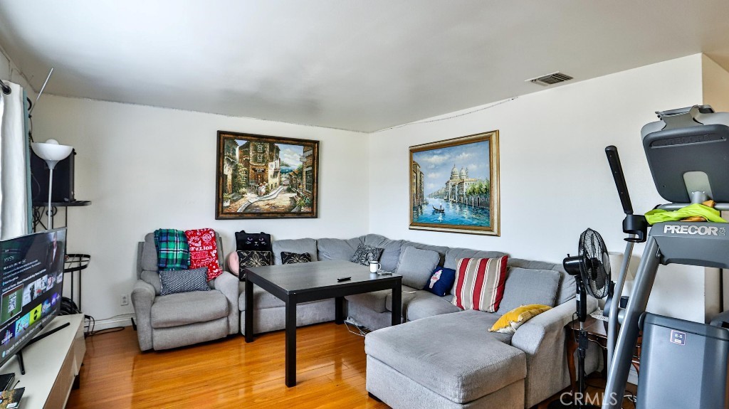 4731 4733 BALDWIN PARK BLVD