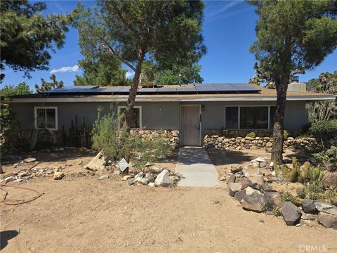 Photo of 56484 Onaga Trl, Yucca Valley, CA 92284 (MLS # CV26089666)