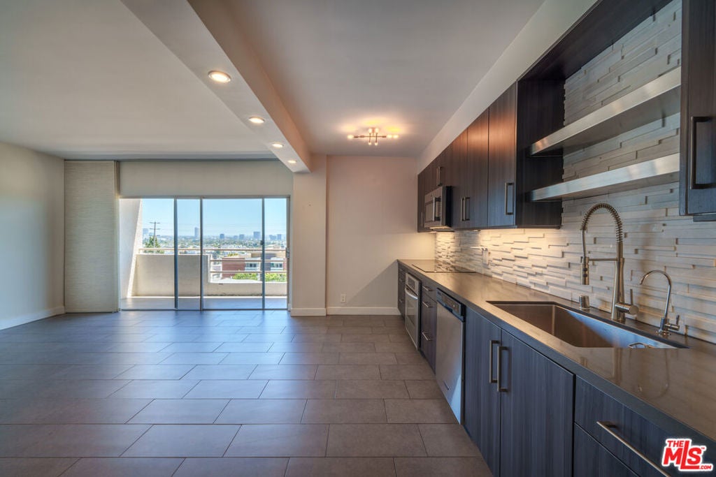 Photo of 1131 Alta Loma Road #207, West Hollywood, CA 90069 (MLS # 26844667)
