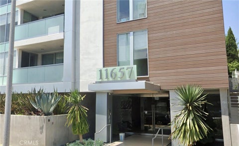 Photo of 11657 Chenault ST, Los Angeles, CA 90049 (MLS # OC26198486)