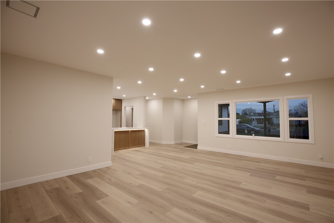 16126 Blackhawk Street