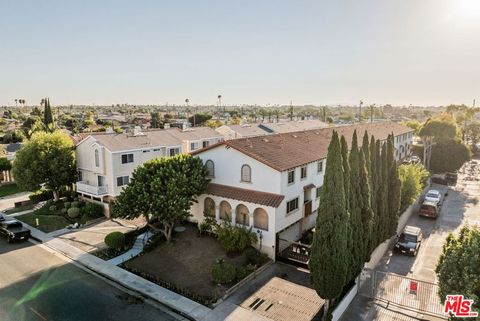 Photo of 21925 Belshire Avenue #7, Hawaiian Gardens, CA 90716 (MLS # 25588147)