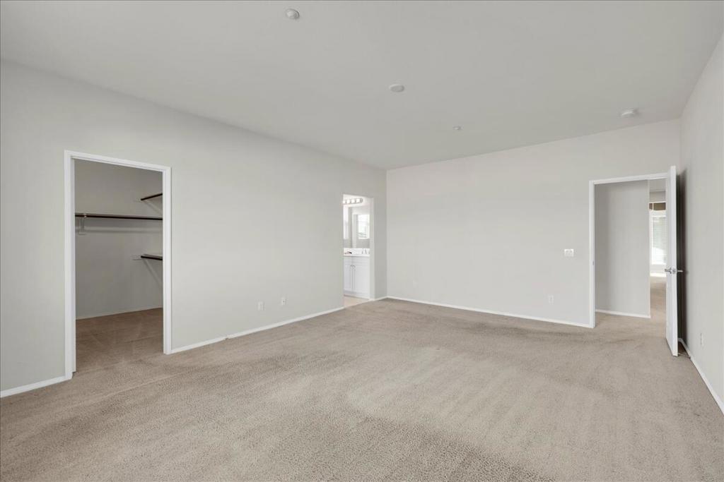 Four Seasons - Residential