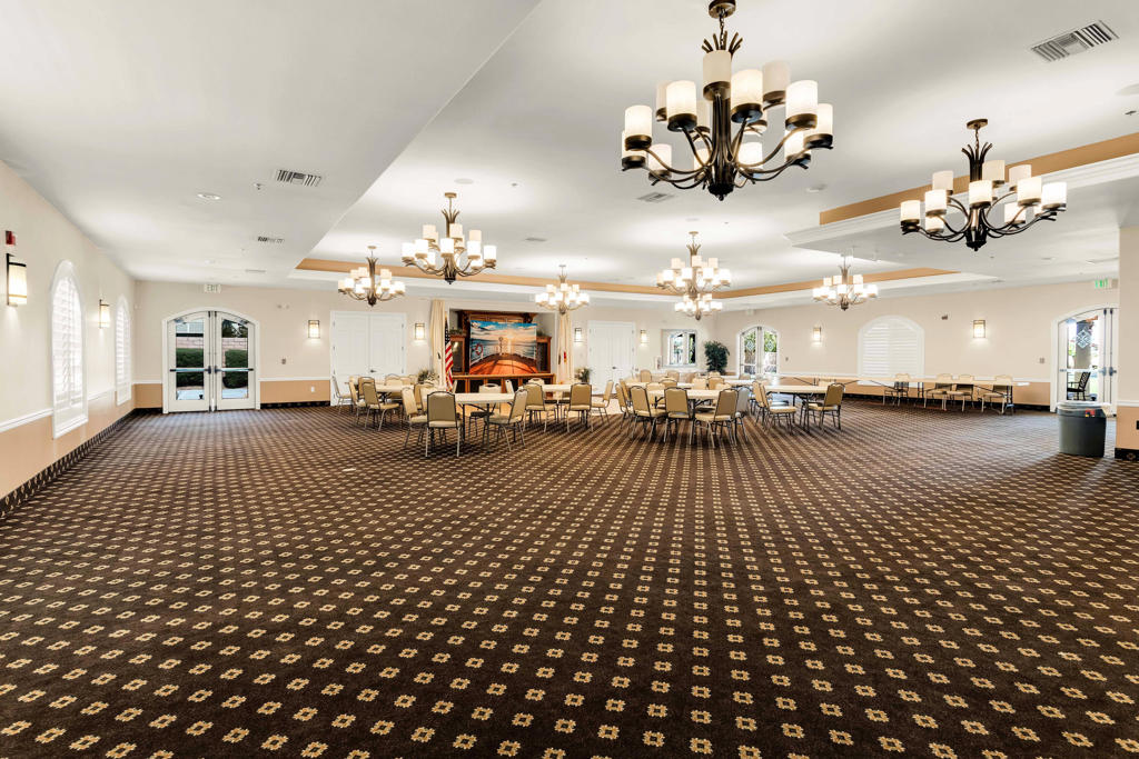 Four Seasons - Residential