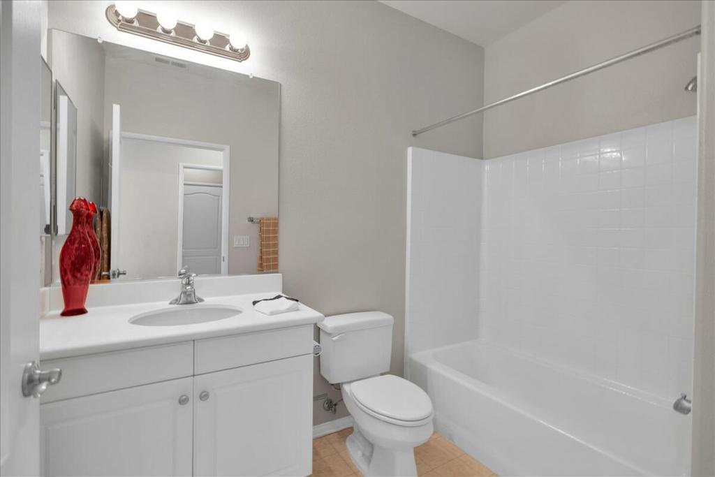 Four Seasons - Residential