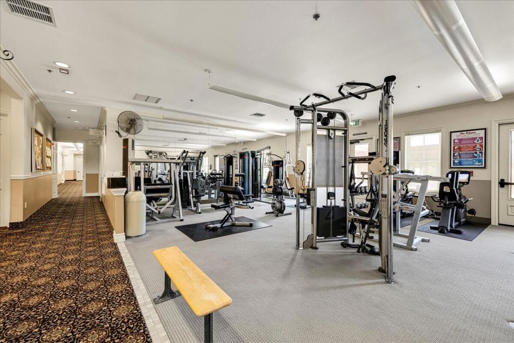 Four Seasons - Residential